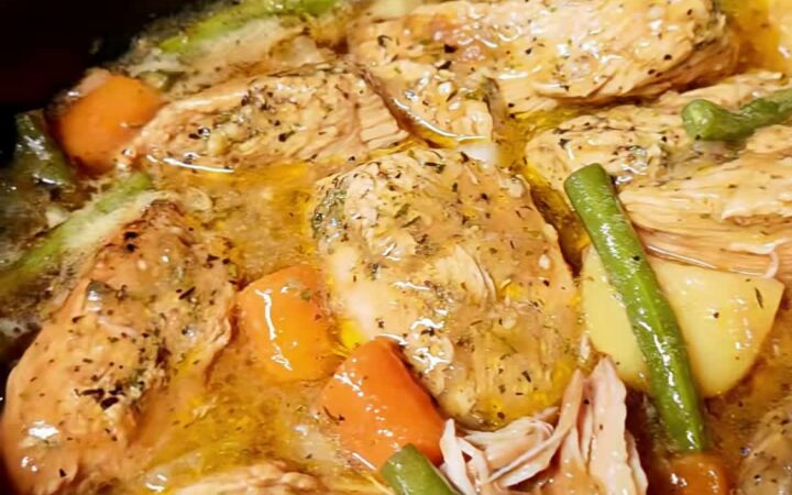crockpot chicken with potatoes carrots and green beans