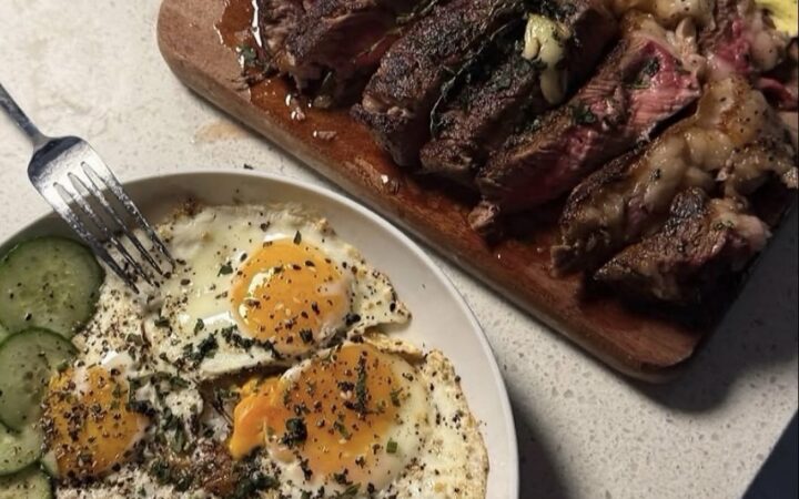 skillet steak with charred peppers